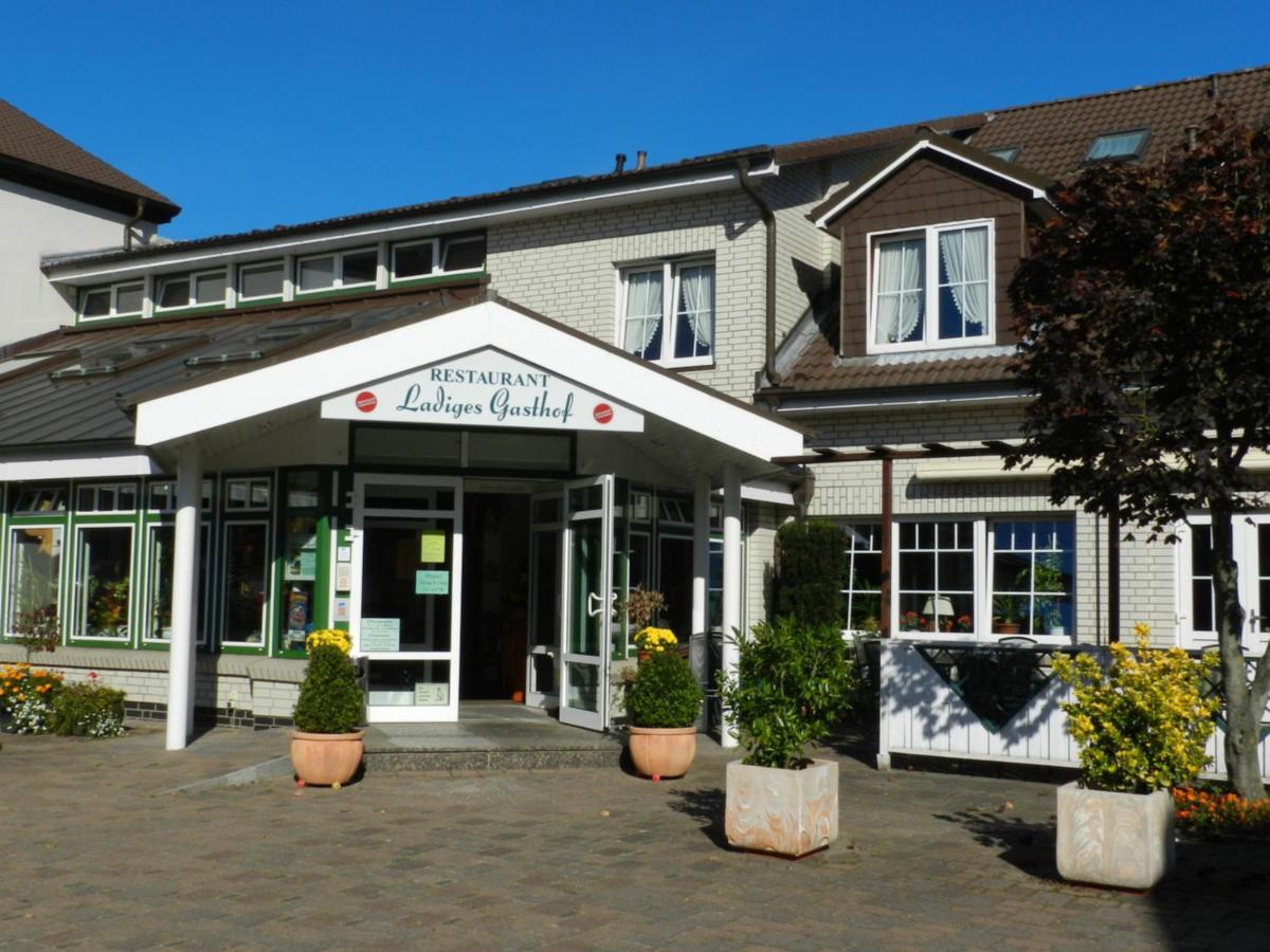 Ladiges Gasthof Holm (Plon) Exterior foto