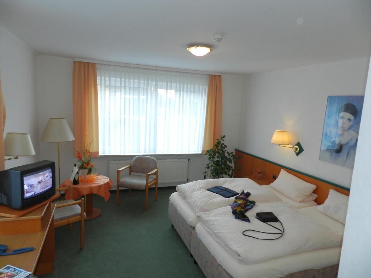 Ladiges Gasthof Holm (Plon) Exterior foto